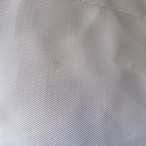 2 pieces Defective No Logo Medium Utility Tote - Picture 6 of 7